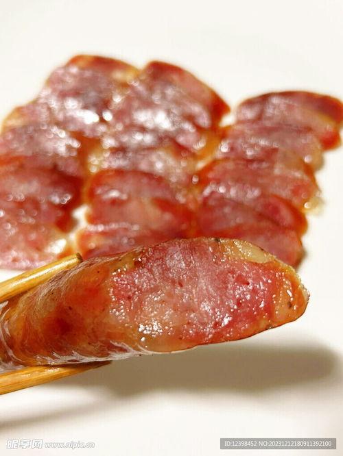 香肠的照片,色泽诱人，口感丰富的美味佳肴